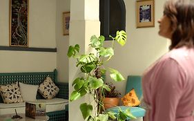 Winarouze House